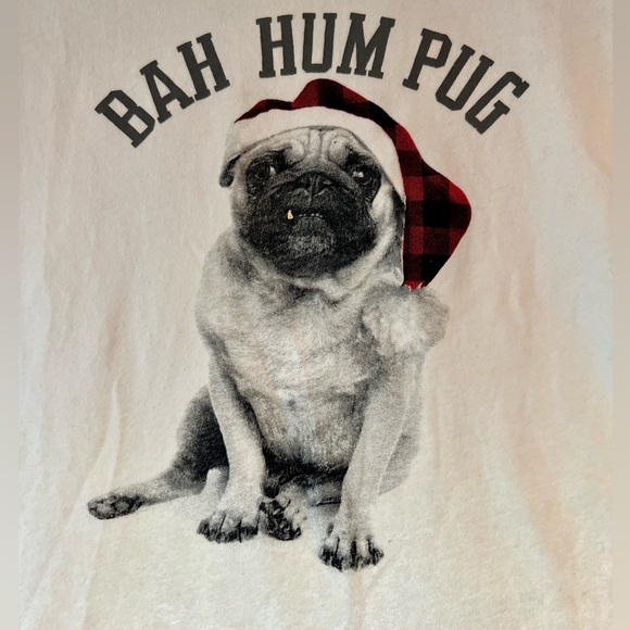 Christmas BahHum Pug Dog w santa hat short sleeve shirt beige xmas - Picture 2 of 5
